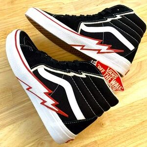 Vans Sk8-Hi Bolt Hi Top Sneakers Black/Racing Red Men's Size 7 Women’s 8.5